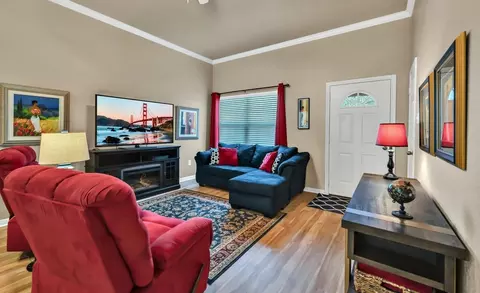 1002 S Jackson St, Mcgregor, TX 76657 photo 6