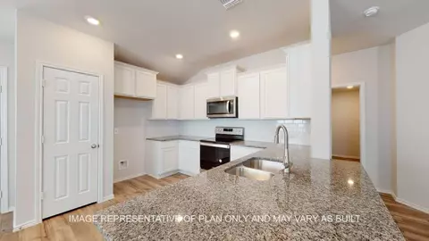 10829 Hollister Ln, Waco, TX 76708