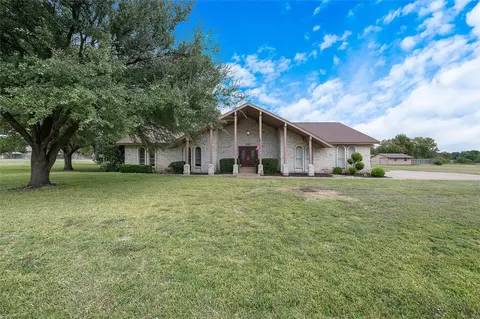 600 Castleman Creek Rd, Hewitt, TX 76643