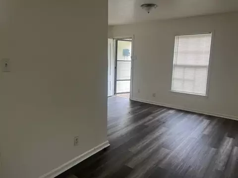 2317 N 21st St, Waco, TX 76708 photo 2
