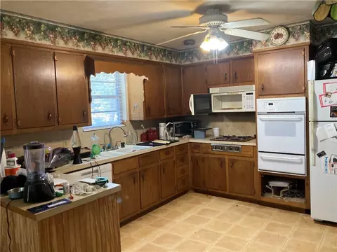 4220 N 22nd St, Waco, TX 76708 photo 11