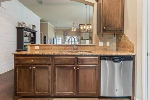 2508 Paddock Ln, Robinson, TX 76706 photo 11