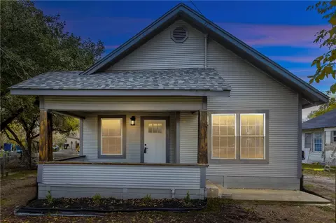 416 W 6th St, Mcgregor, TX 76657