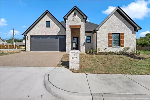 1417 Tranquility Trl, Woodway, TX 76712