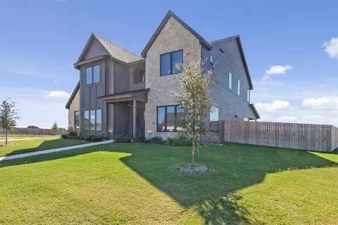 2201 Slocum Ct, Lorena, TX 76655