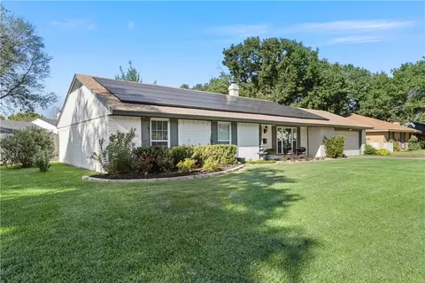 3317 Lake Heights Dr, Waco, TX 76708