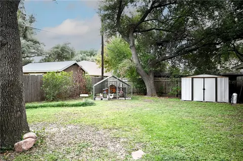 709 E 17th, Cameron, TX 76520 photo 20