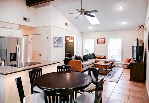 709 E 17th, Cameron, TX 76520 photo 9