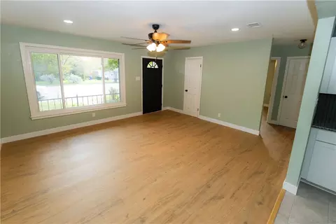 2216 N 41st St, Waco, TX 76708 photo 3