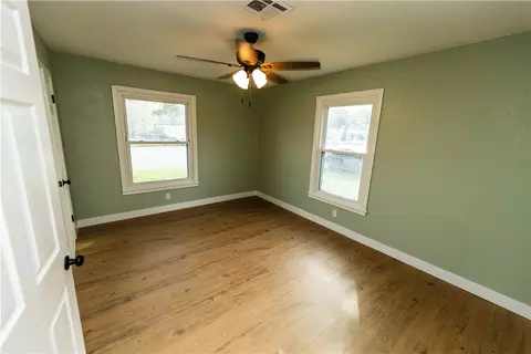 2216 N 41st St, Waco, TX 76708 photo 6