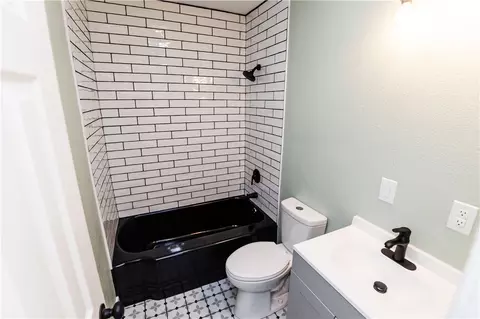 2216 N 41st St, Waco, TX 76708 photo 13