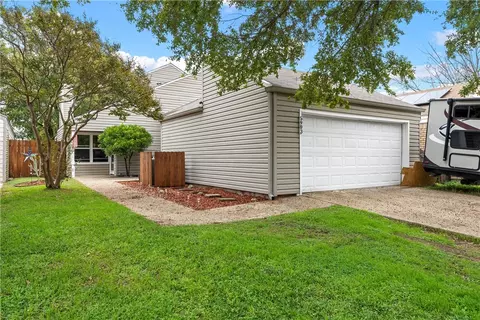 5903 Bogey Ln, Waco, TX 76708