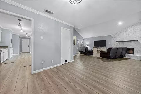 5903 Bogey Ln, Waco, TX 76708 photo 5