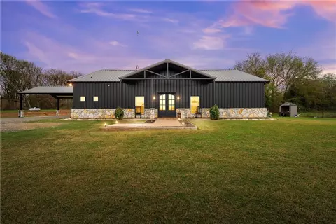 282 Woodland Dr, Lorena, TX 76655