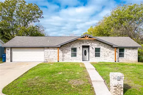 709 Rosedale Dr, Hewitt, TX 76643