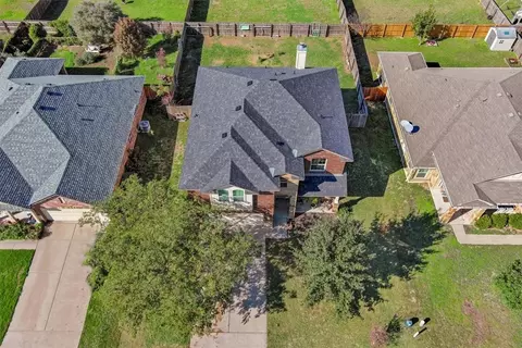 9913 Desperado Dr, Waco, TX 76708 photo 2
