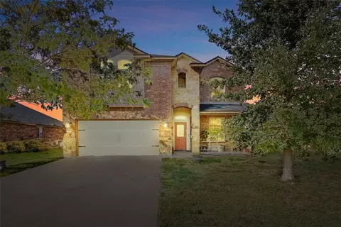 9913 Desperado Dr, Waco, TX 76708