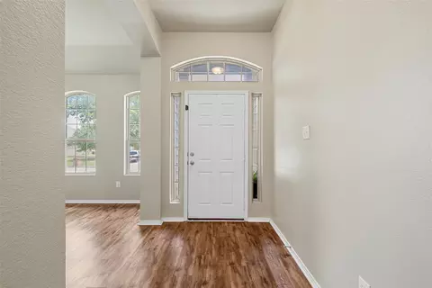 Entry Way - 507 S Navajo Trl, Mcgregor, TX 76657 photo 1 of 1