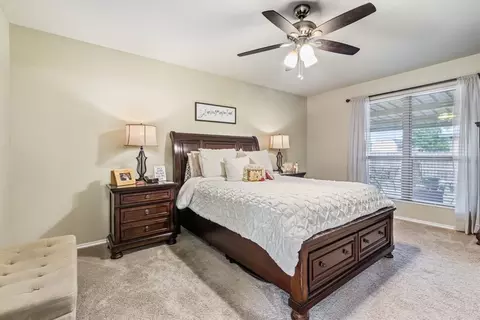 Bedroom - 507 S Navajo Trl, Mcgregor, TX 76657 photo 1 of 6