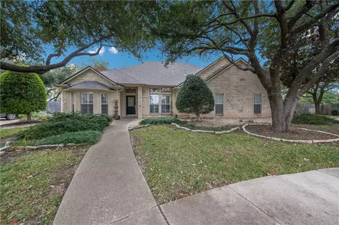 213 Appaloosa Trl, Woodway, TX 76712