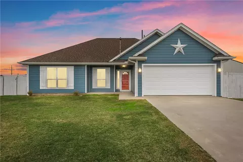 122 Rabbit Shadow Trl, Whitney, TX 76692