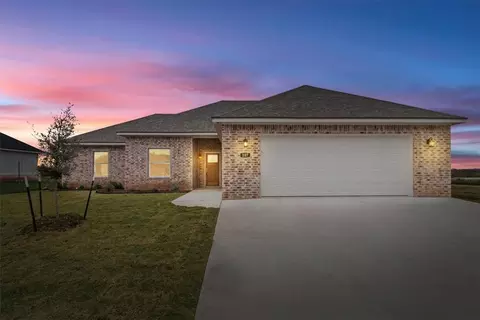 107 Great Trail Rd, Riesel, TX 76682
