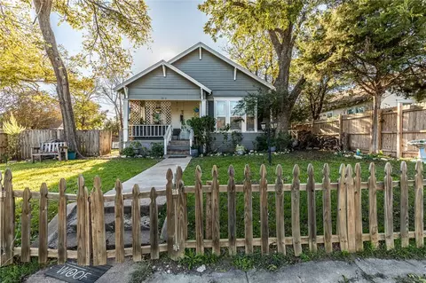 1300 N 22nd St, Waco, TX 76707