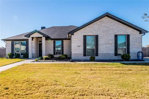 111 Inwood Dr, Gatesville, TX 76528