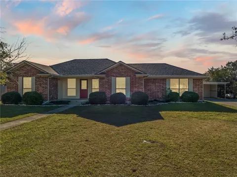 141 Camy Laine Rd, Valley Mills, TX 76689