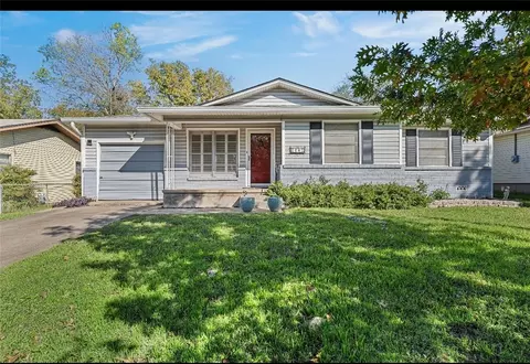 1207 N 65th St, Waco, TX 76710