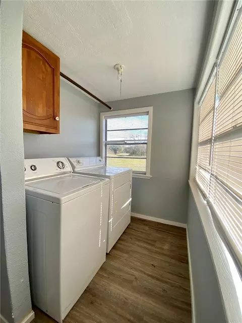 301 E Lamar St, Bremond, TX 76629 photo 17