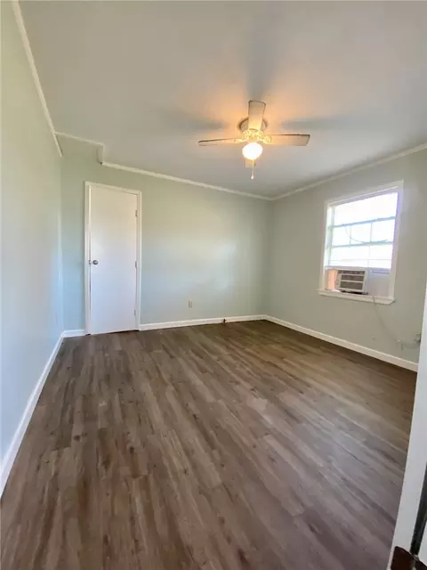301 E Lamar St, Bremond, TX 76629 photo 11