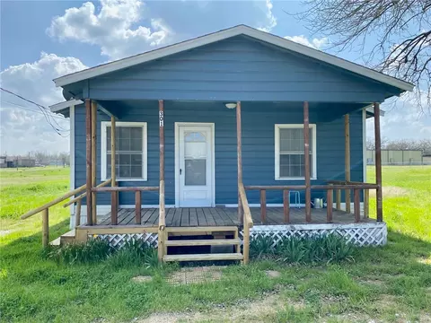 301 E Lamar St, Bremond, TX 76629 photo 23