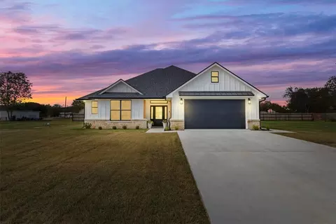 187 E Seley, Axtell, TX 76624