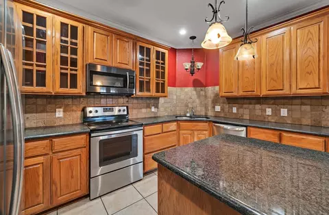 10104 Segovia Dr, Waco, TX 76708 photo 11