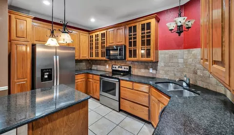 10104 Segovia Dr, Waco, TX 76708 photo 10