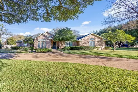 1607 Mclennan Crossing Rd, Woodway, TX 76712