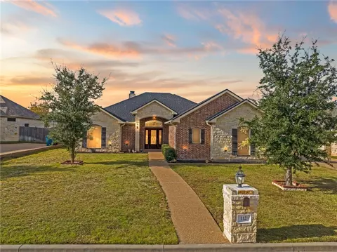 112 Ellis Farm Rd, Hewitt, TX 76643