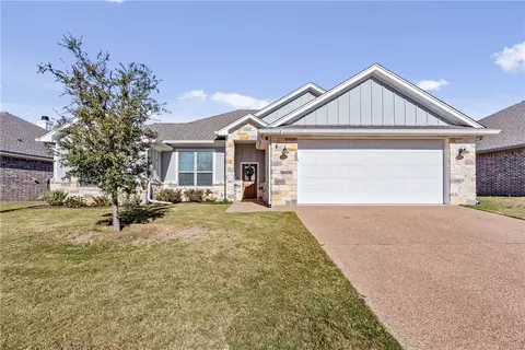 10436 Fallen Leaf Dr, Waco, TX 76712