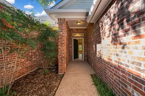 3804 Macarthur Dr, Waco, TX 76708 photo 3