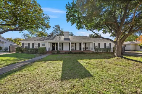3306 Lake Heights Dr, Waco, TX 76708