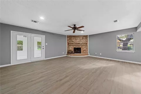 5508 Tracey Dr, Waco, TX 76708 photo 2