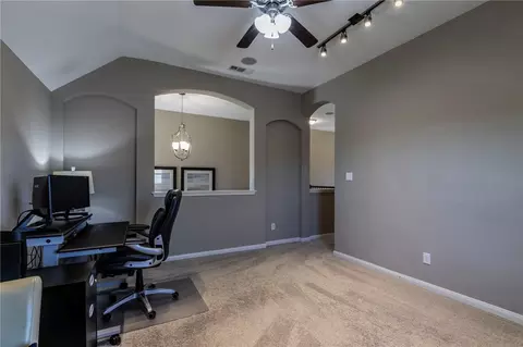10112 Mickler Ln, Waco, TX 76708 photo 17