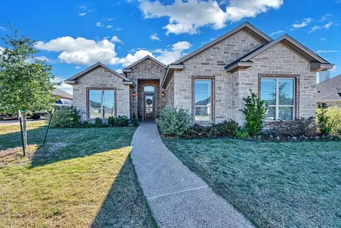 10132 Feather Trace Ln, Waco, TX 76712