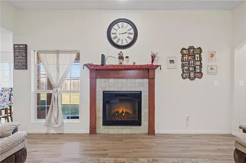102 Devonshire Rd, Hewitt, TX 76643 photo 6