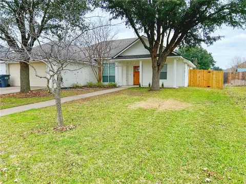 10617 Whitney Trace Dr, Waco, TX 76708 photo 2