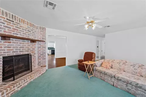807 Ivan Rd, Waco, TX 76706 photo 4