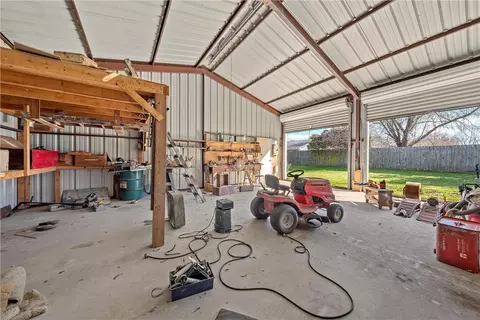 807 Ivan Rd, Waco, TX 76706 photo 22