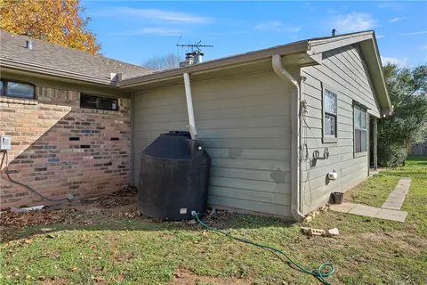 807 Ivan Rd, Waco, TX 76706 photo 20