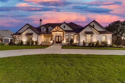 460 Dove Meadows Trl, Waxahachie, TX 75167